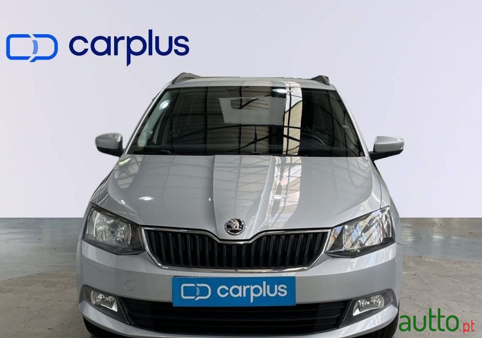 2016' Skoda Fabia photo #3