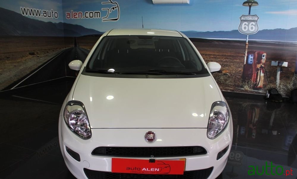 2018' Fiat Punto photo #2