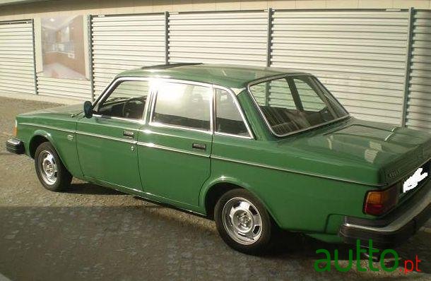 1979' Volvo 244 2.1 Gl photo #1