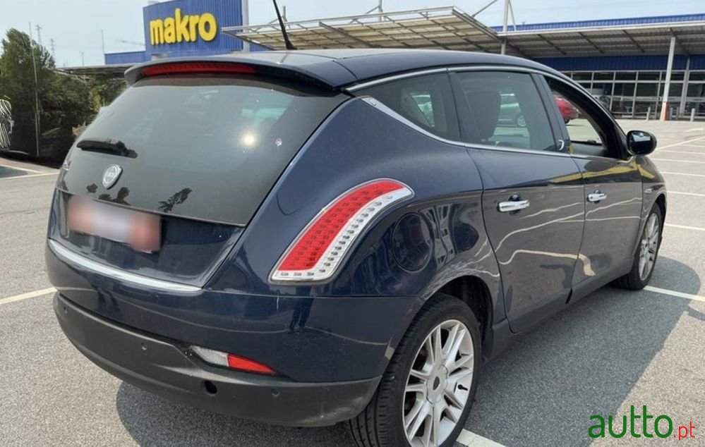 2009' Lancia Delta 1.6 M-Jet Oro photo #2