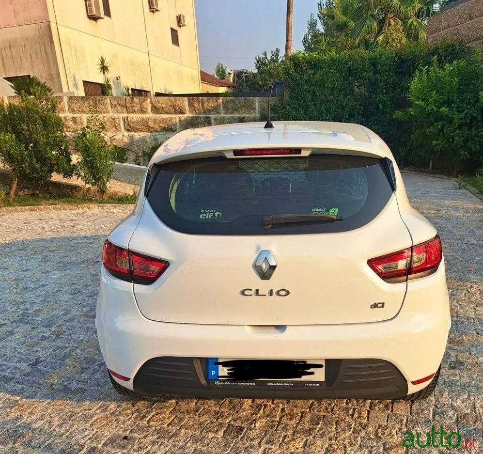 2017' Renault Clio photo #2