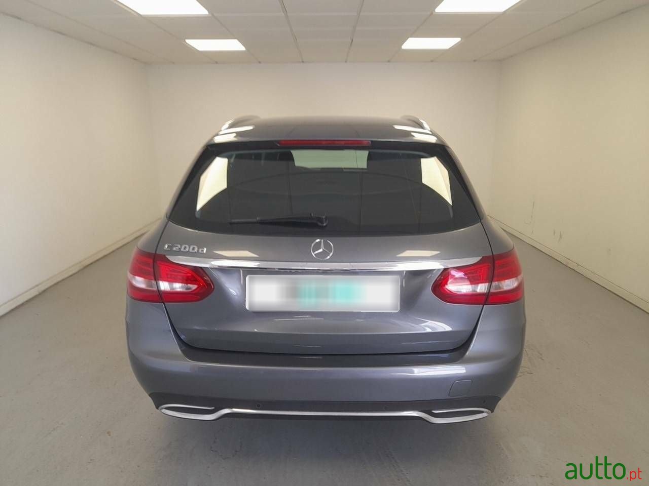 2017' Mercedes-Benz C-200 photo #5