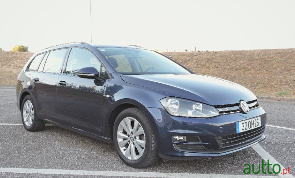 2015' Volkswagen Golf Variant photo #4