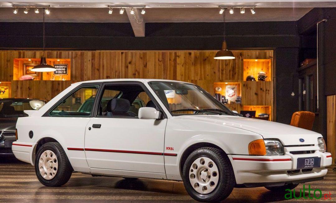 1988' Ford Escort Xr3I photo #1