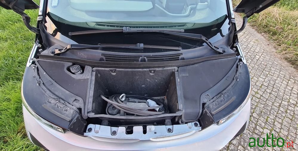 2016' BMW Série I photo #6