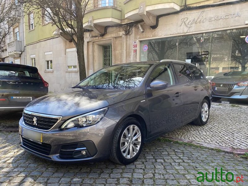 2019' Peugeot 308 Sw photo #1