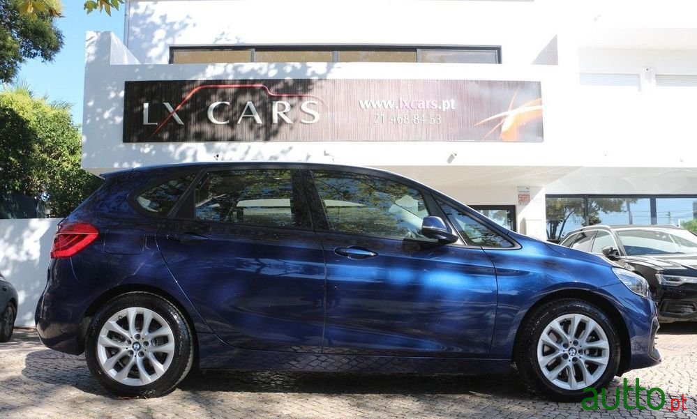 2021' BMW Série 2 Line Sport photo #3