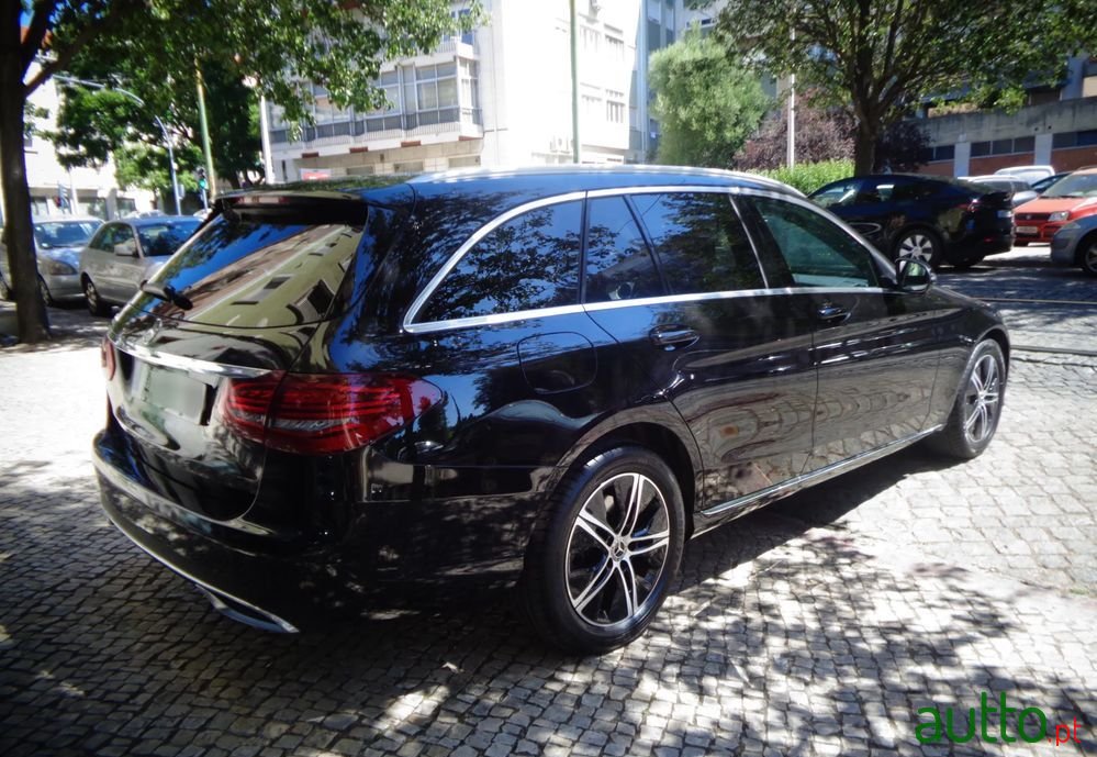 2020' Mercedes-Benz C 300 D Avantgarde photo #5