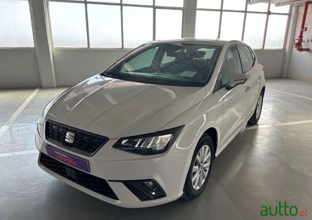 2023' SEAT Ibiza 1.0 Tsi Style photo #1