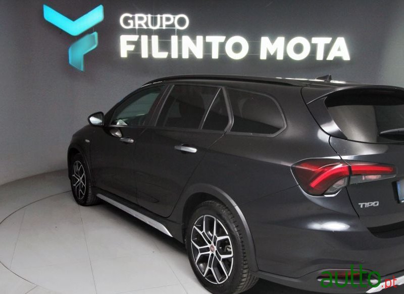 2023' Fiat Tipo Station Wagon photo #4