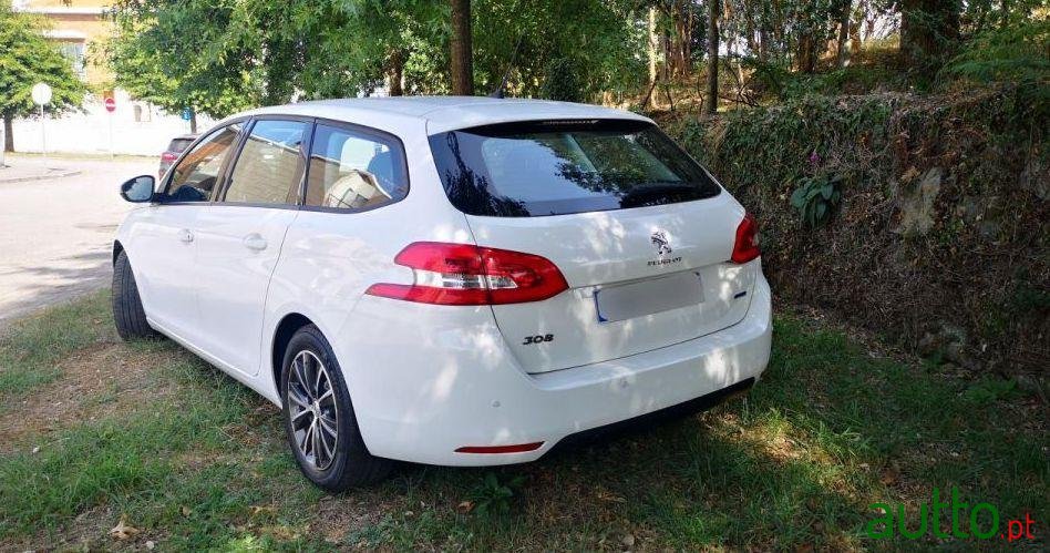 2015' Peugeot 308 Sw photo #3