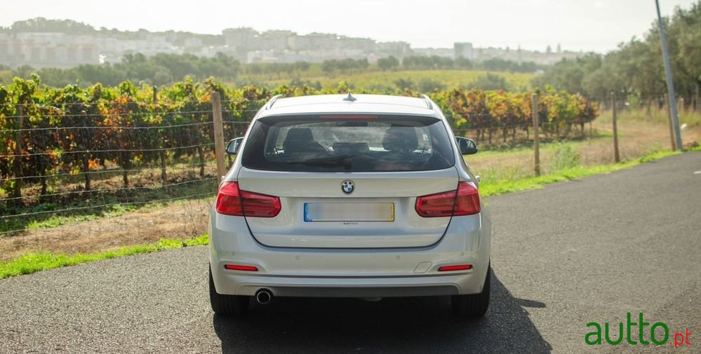 2018' BMW 316 D Touring Advantage photo #3