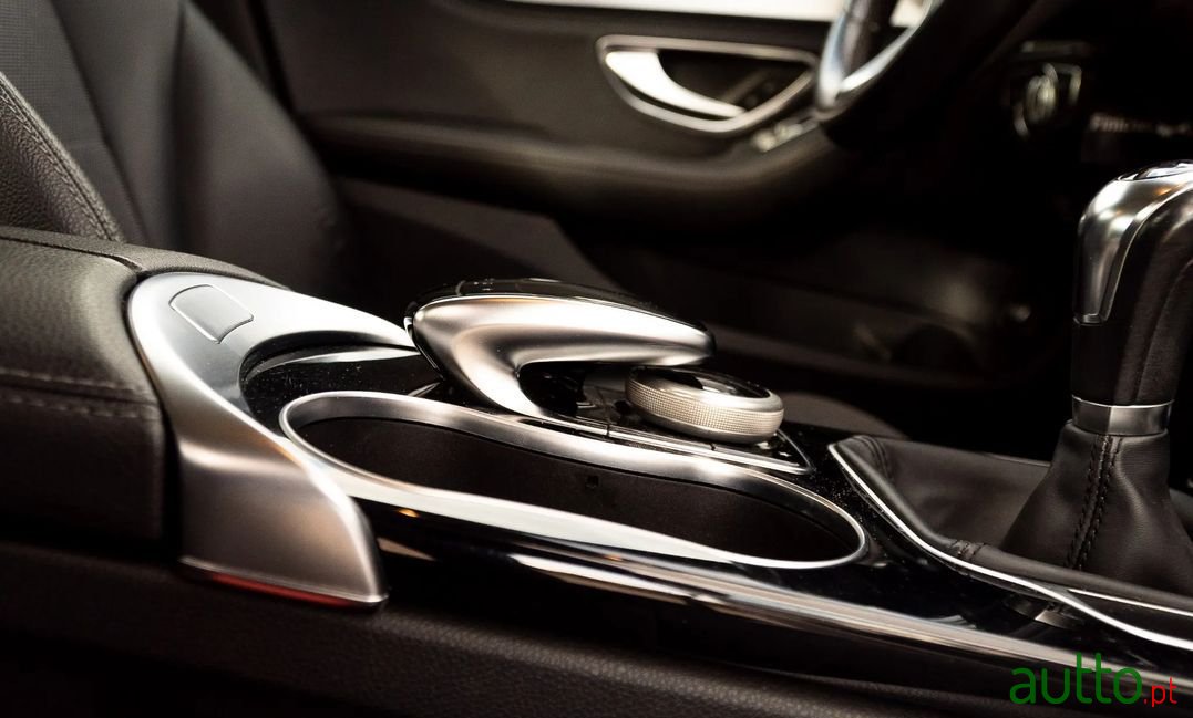 2014' Mercedes-Benz C-220 photo #4