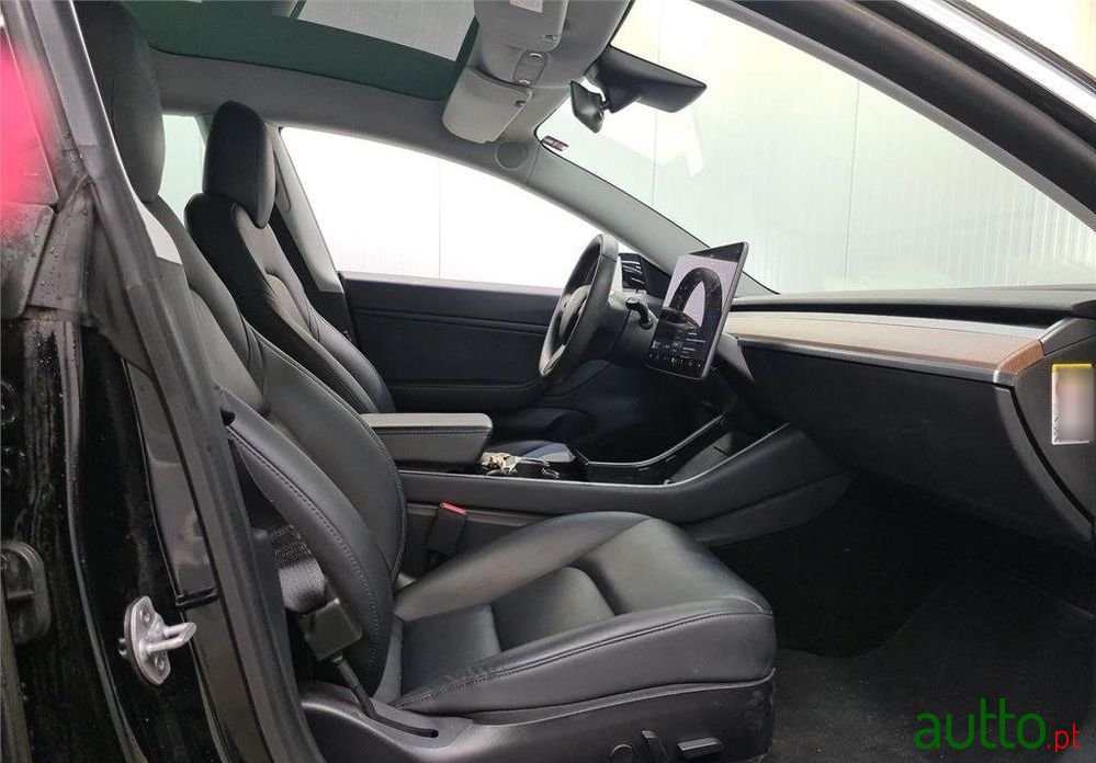 2019' Tesla Model 3 photo #6