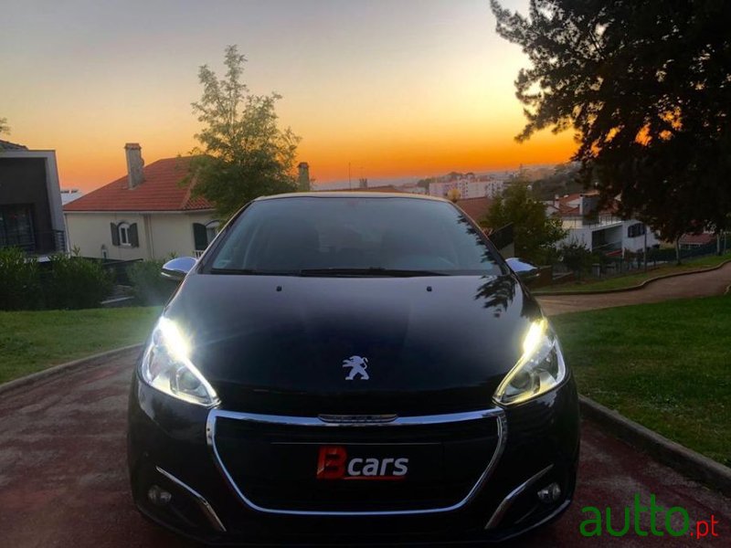 2016' Peugeot 208 photo #2