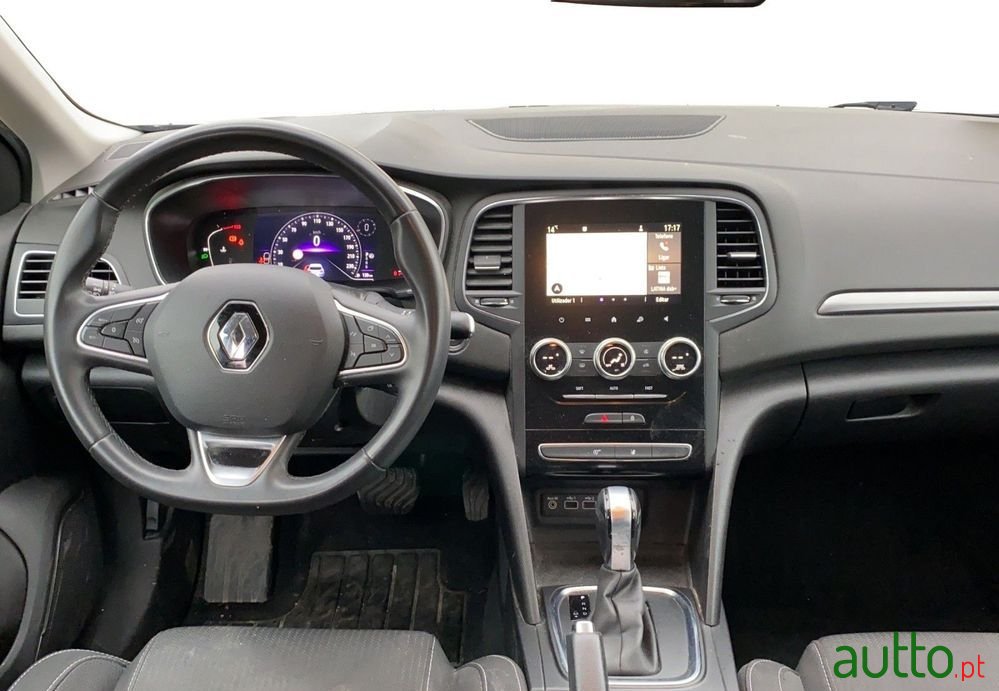 2020' Renault Megane photo #6