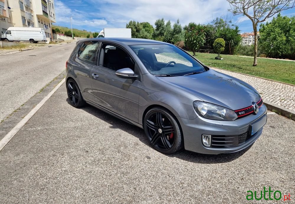 2012' Volkswagen Golf photo #3