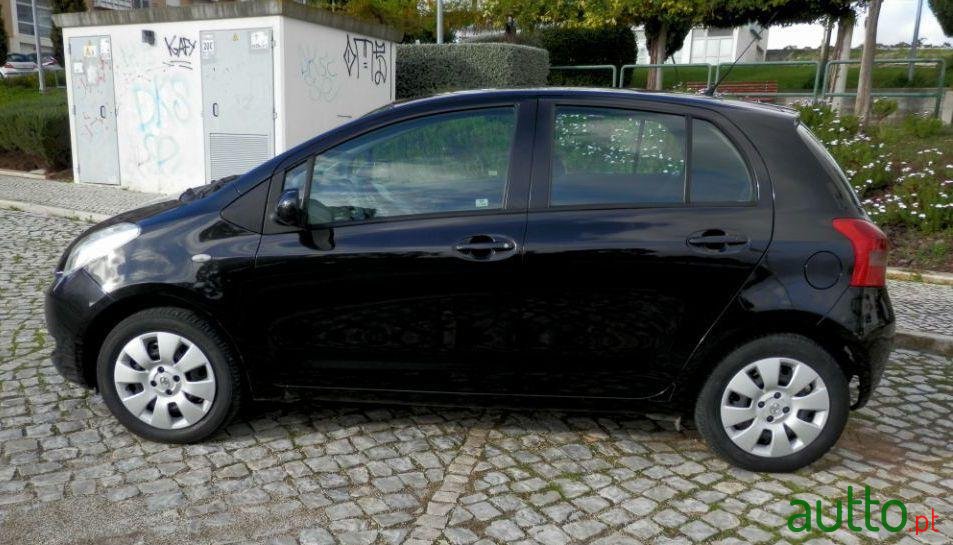 2008' Toyota Yaris 1.0  Ac photo #1