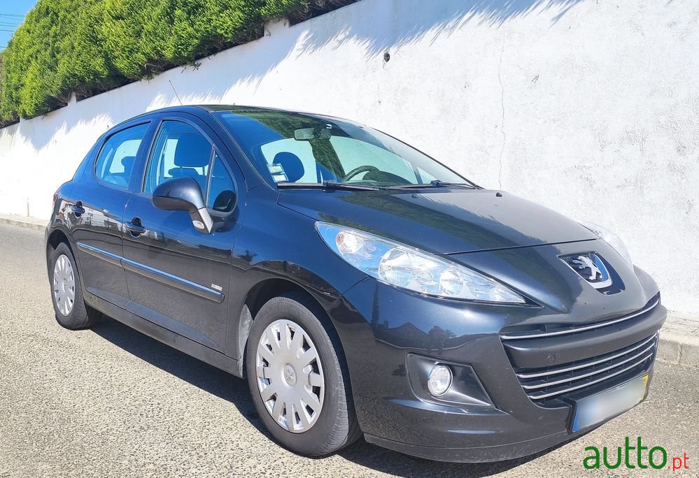 2010' Peugeot 207 photo #3