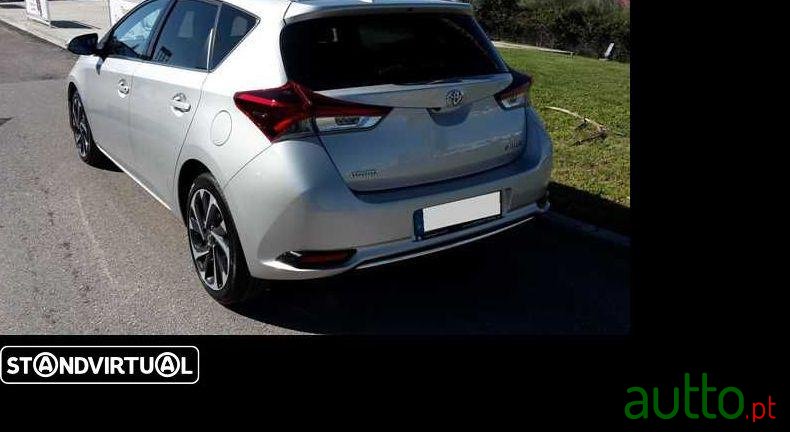 2016' Toyota Auris photo #1