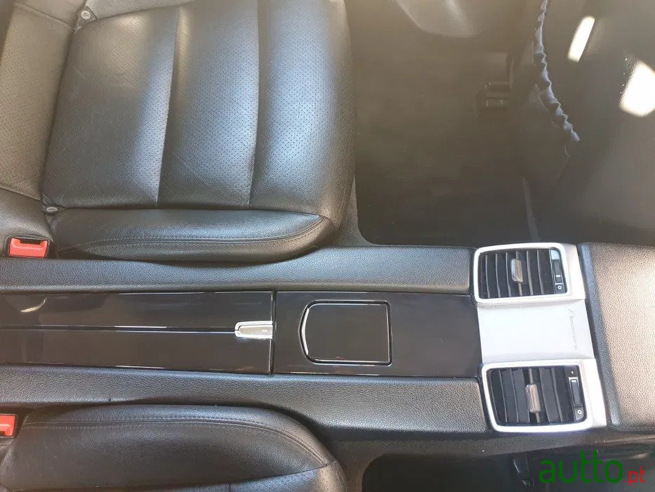 2012' Porsche Panamera photo #4
