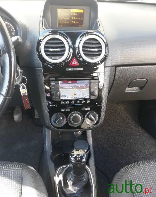 2007' Opel Corsa photo #2