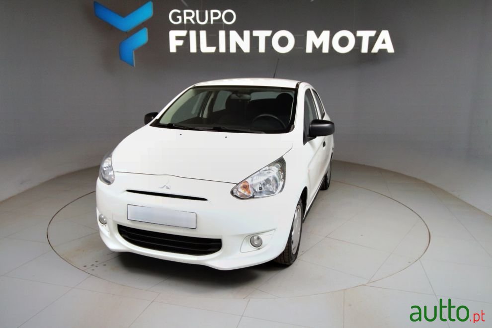 2015' Mitsubishi Space Star photo #6