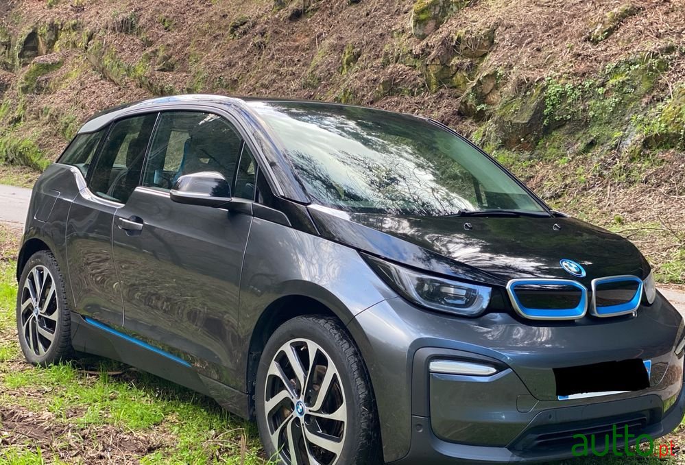 2019' BMW Série I (120 Ah) photo #1