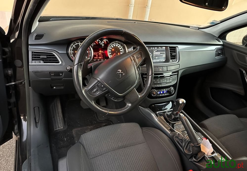 2013' Peugeot 508 Sw photo #6