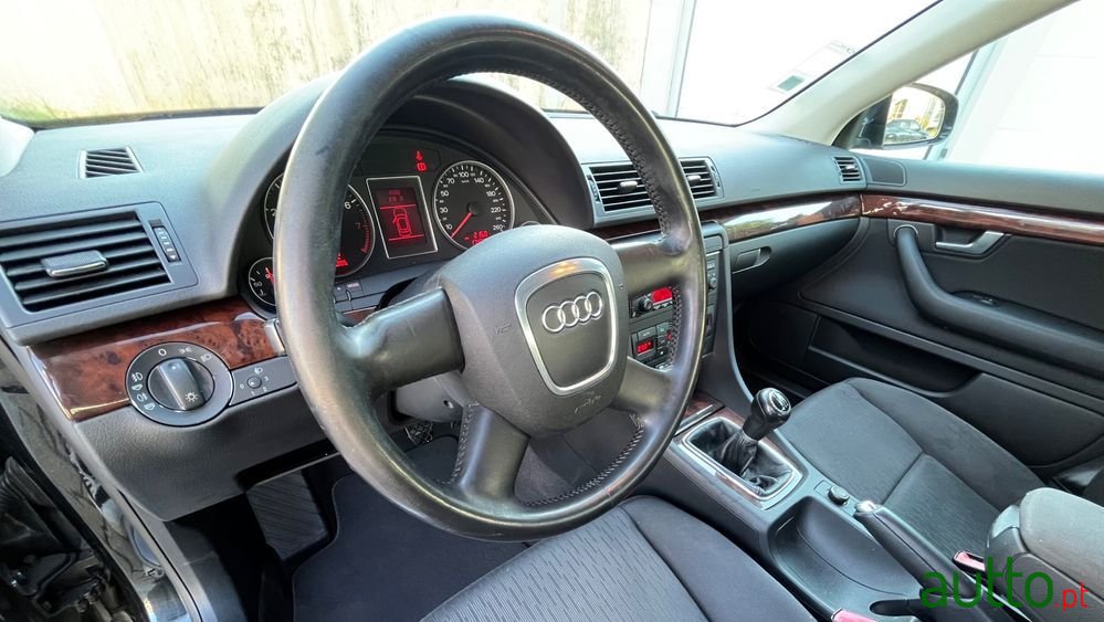 2005' Audi A4 1.6 Exclusive photo #5
