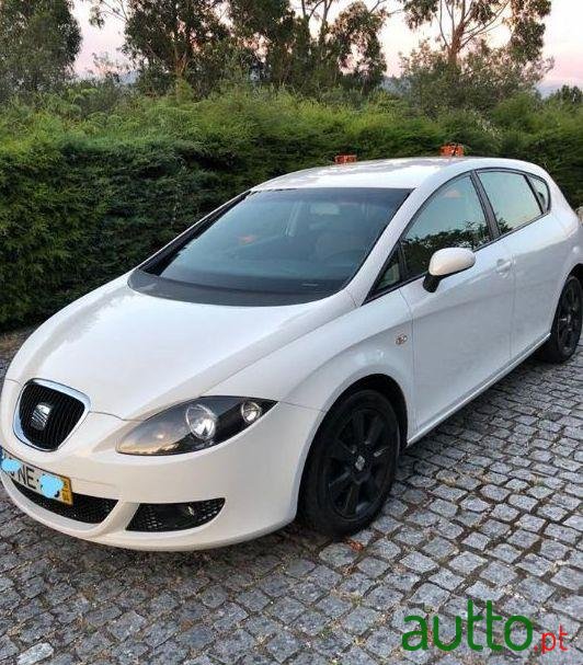 2006' SEAT Leon 1.9 Tdi Sport Up photo #1