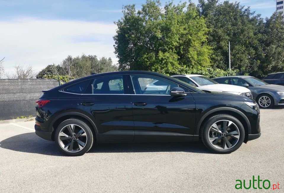 2023' Audi Q4 Sportback E-Tron photo #2