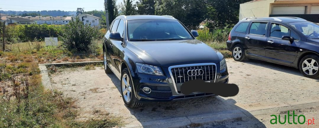 2010' Audi Q5 S--Line photo #2