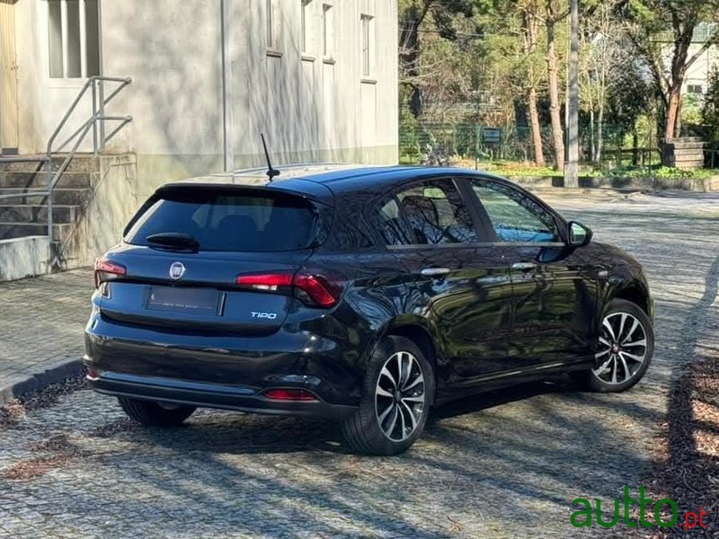 2020' Fiat Tipo 1.3 M-Jet Lounge photo #2