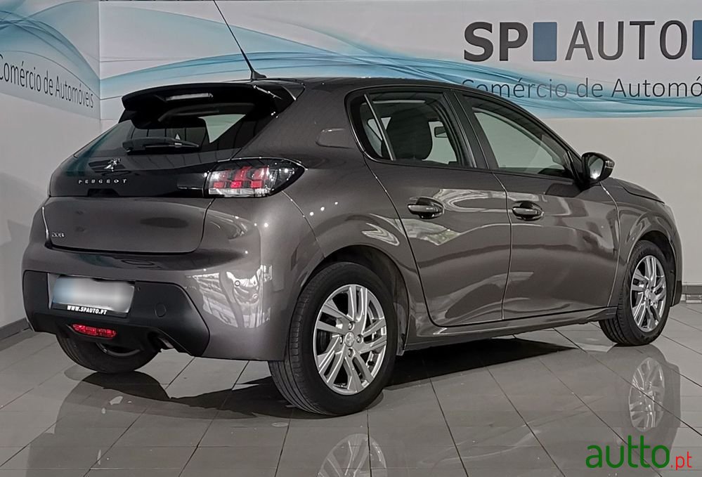 2019' Peugeot 208 photo #5