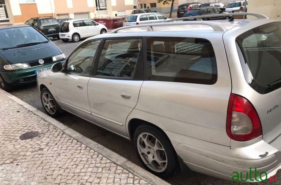 2000' Daewoo Nubira Sw photo #3