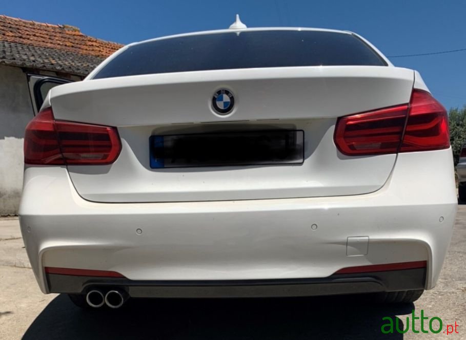 2015' BMW 325 photo #2
