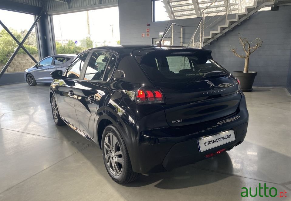 2021' Peugeot 208 photo #3