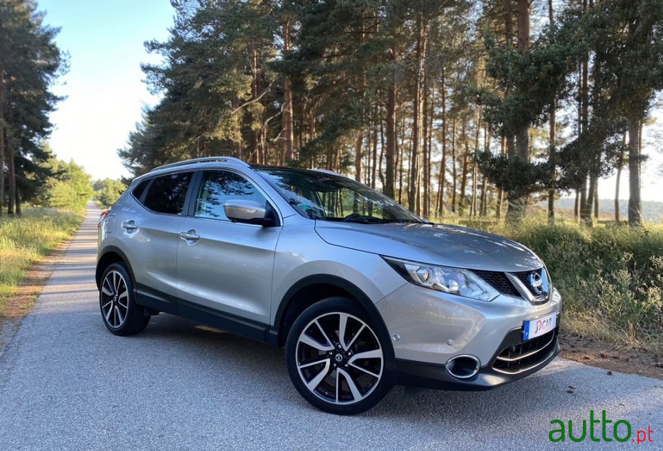 2014' Nissan Qashqai 1.6-Dci photo #4