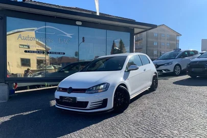 2016' Volkswagen Golf