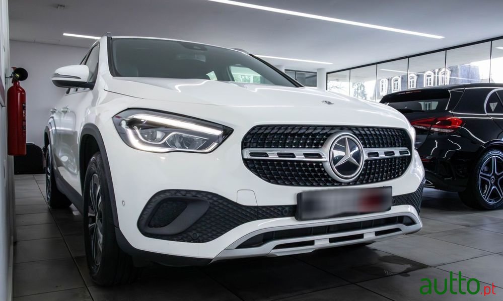 2023' Mercedes-Benz Classe Gla D Style photo #2