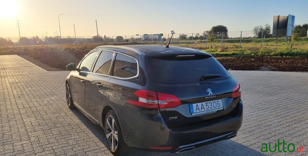 2020' Peugeot 308 Sw photo #3