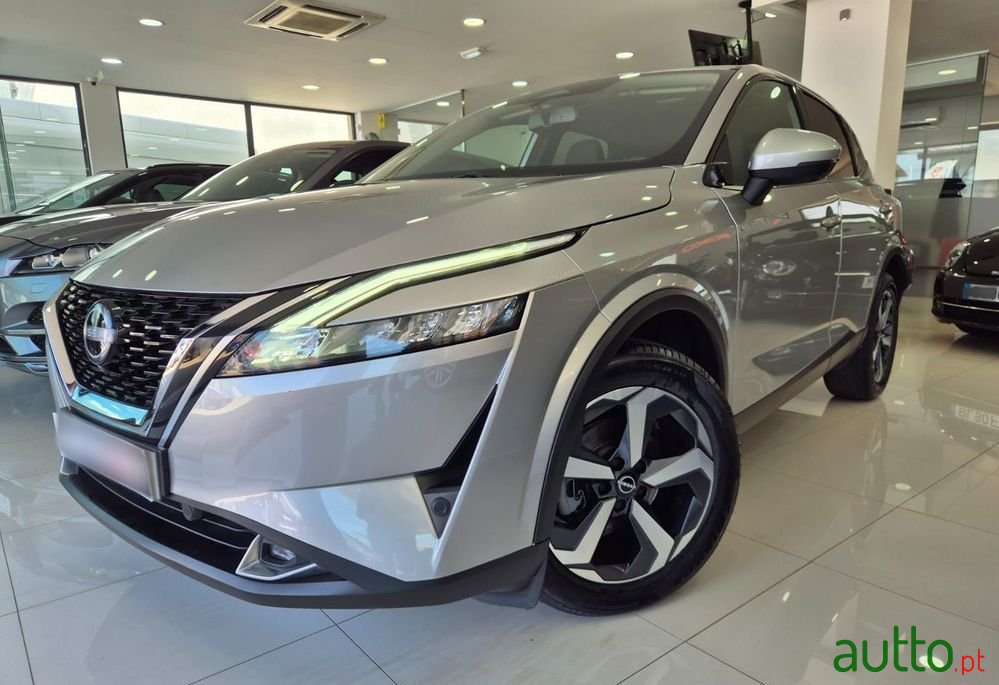 2022' Nissan Qashqai 1.3 Dig-T Acenta photo #2