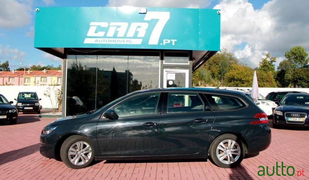 2015' Peugeot 308 Sw photo #2