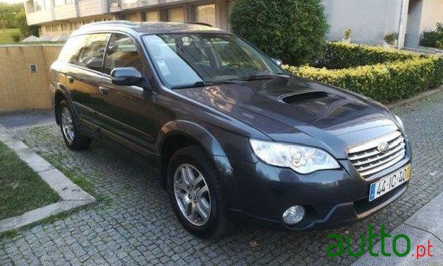 2009' Subaru Outback photo #1