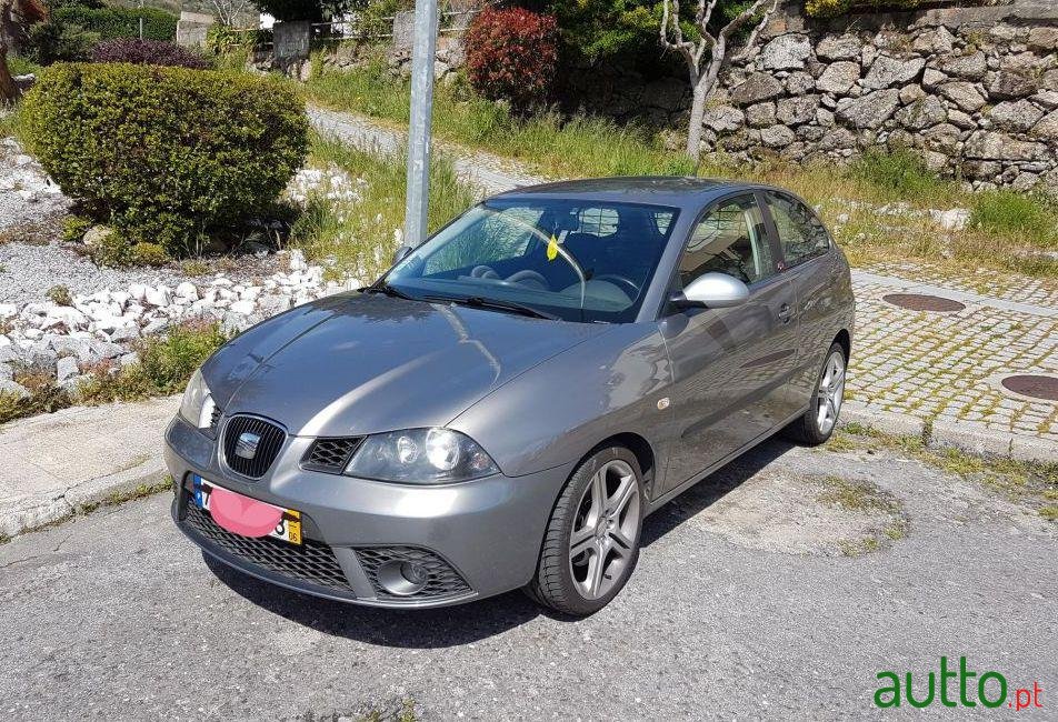 2005' SEAT Ibiza Fr photo #1