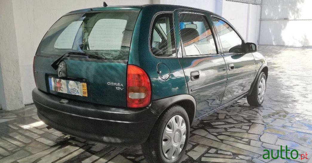 1997' Opel Corsa 1.0 Gasolina photo #1