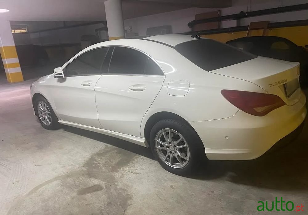 2015' Mercedes-Benz 180 photo #3