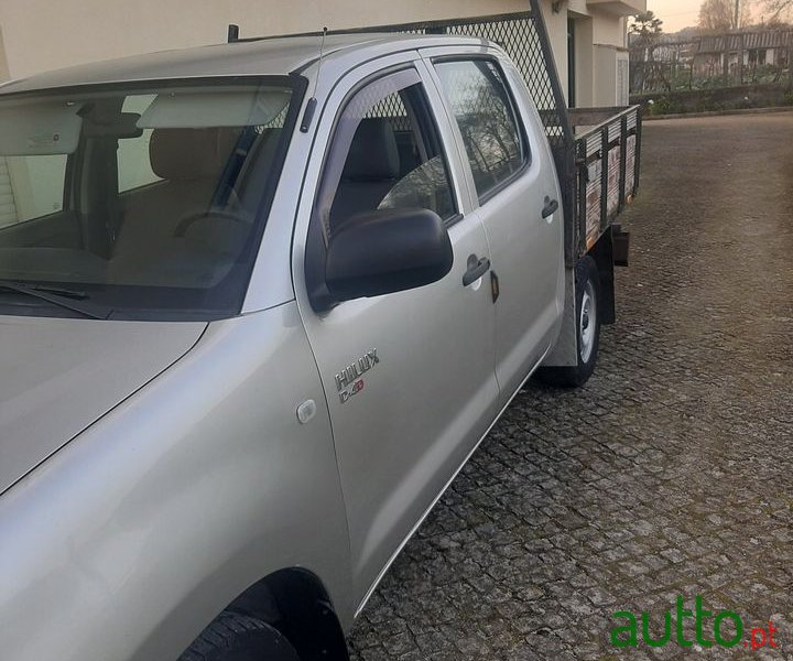 2008' Toyota Hilux photo #3