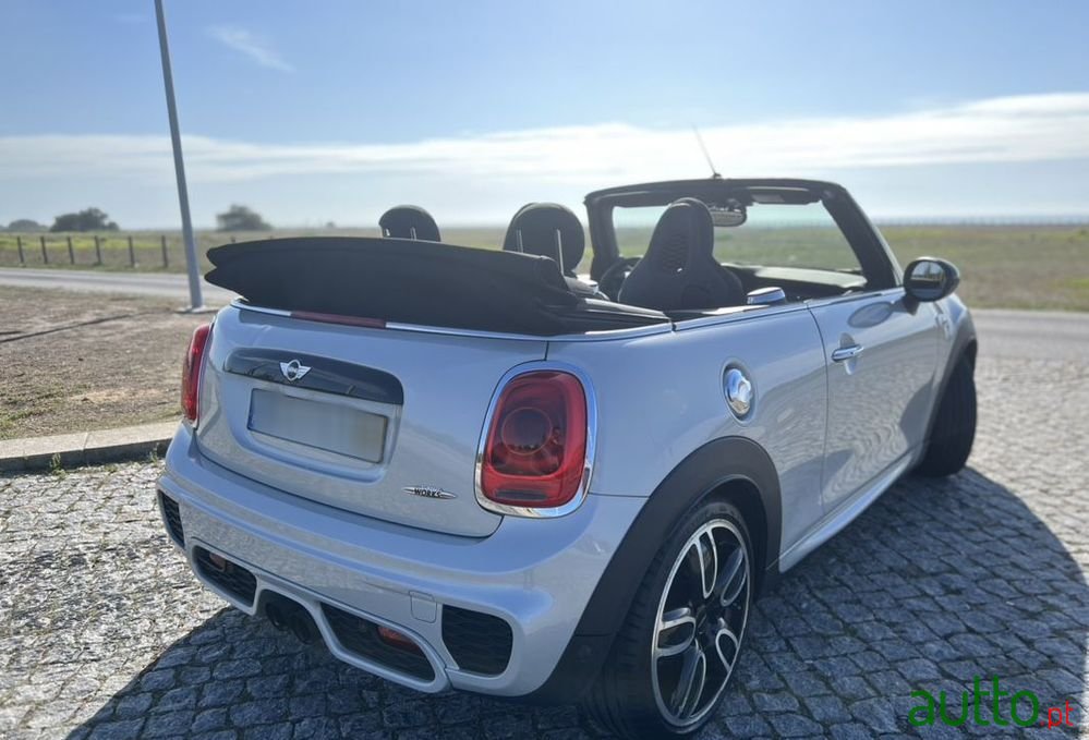 2016' MINI John Cooper Works photo #6